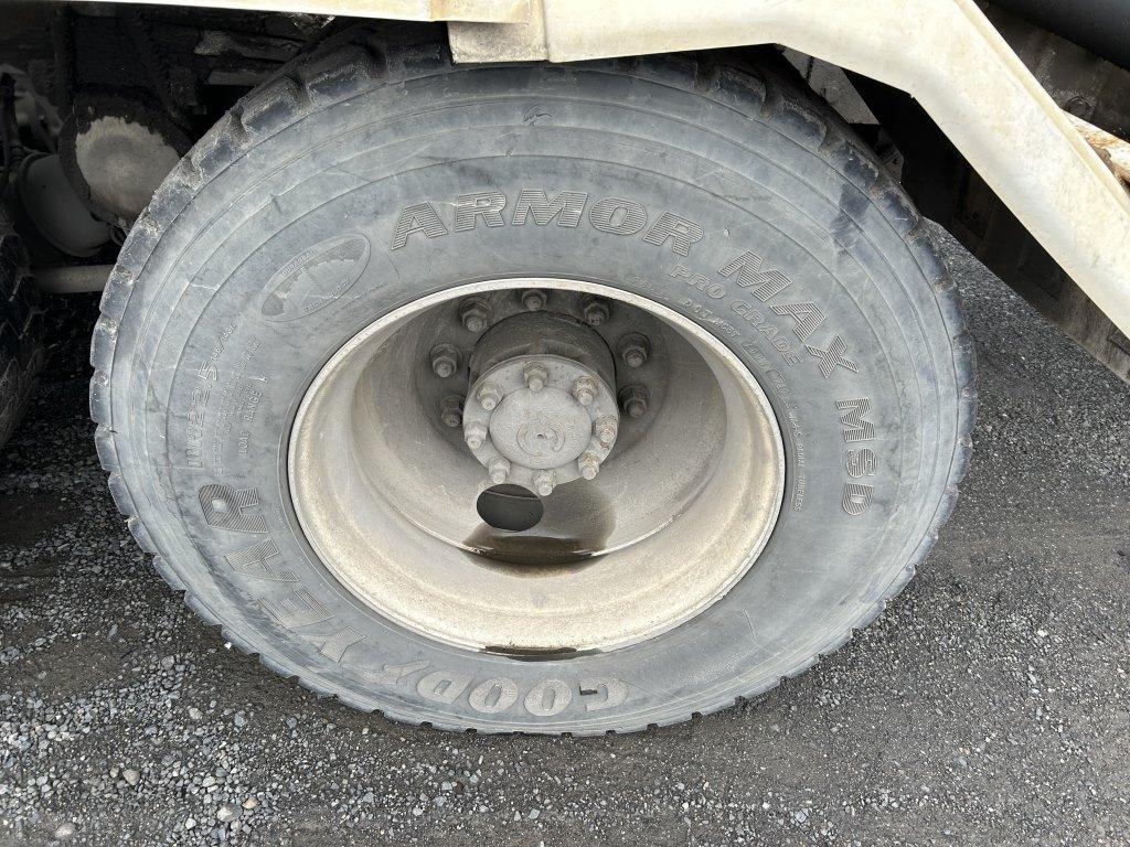 2003 Autocar Xpeditor Roll Off Truck