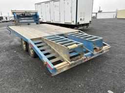 2000 Pro-Trak Gooseneck Flatbed Trailer