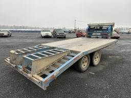 2000 Pro-Trak Gooseneck Flatbed Trailer
