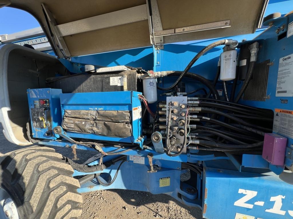 2008 Genie Z-135/70 4x4 Articulating Boom Lift