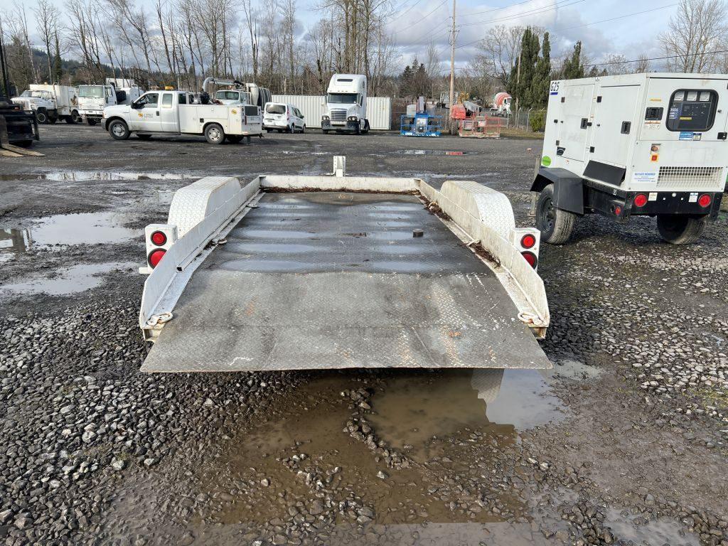 2008 Butler LT1014 T/A Equipment Trailer