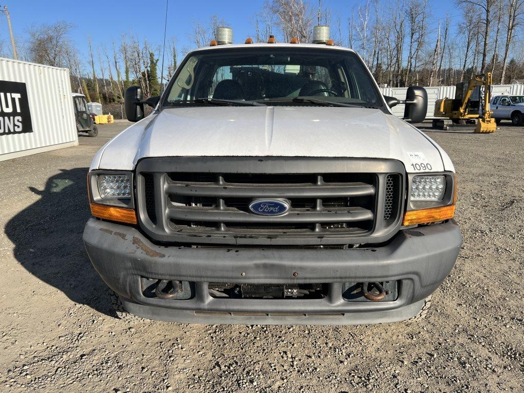 2001 Ford F350 SD Extended Cab 4X4 Dually Pickup
