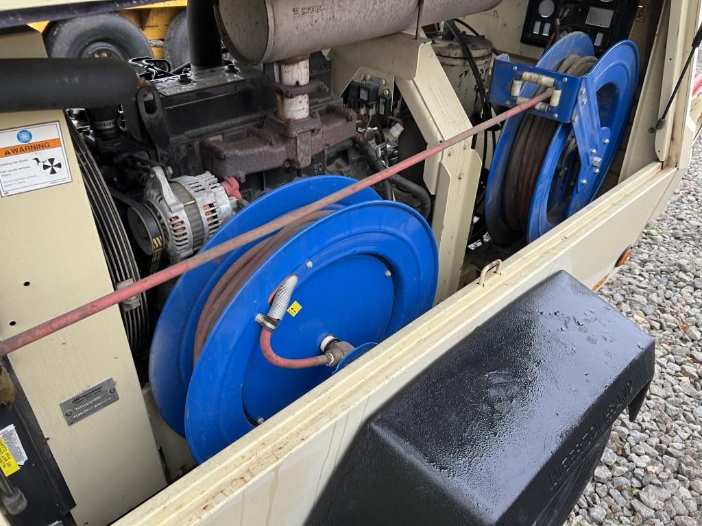 2003 Ingersoll Rand P185WIR Towable Air Compressor