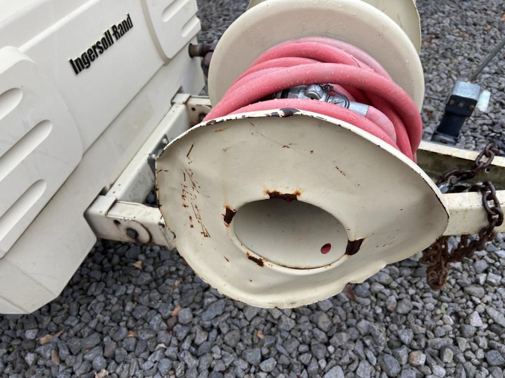 2003 Ingersoll Rand P185WIR Towable Air Compressor