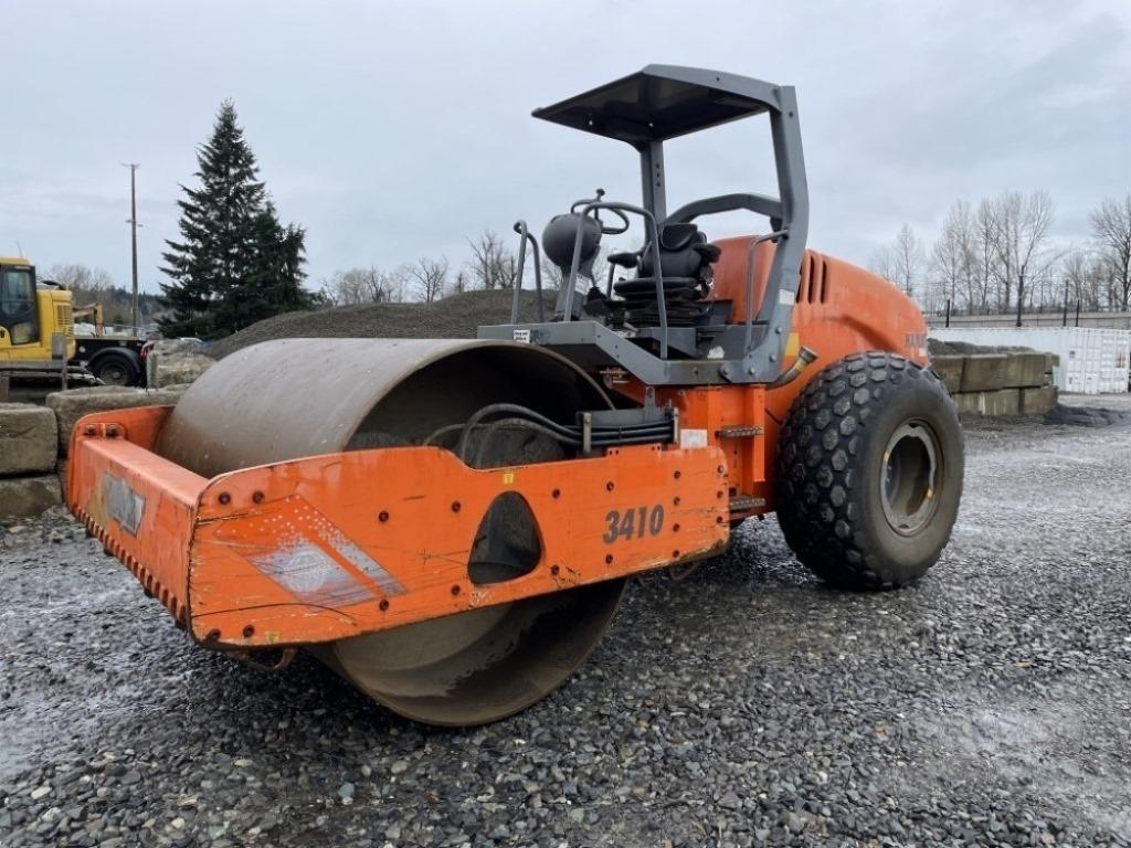 2011 Hamm 3410 Vibratory Roller