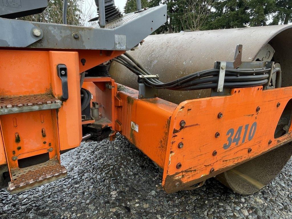 2011 Hamm 3410 Vibratory Roller