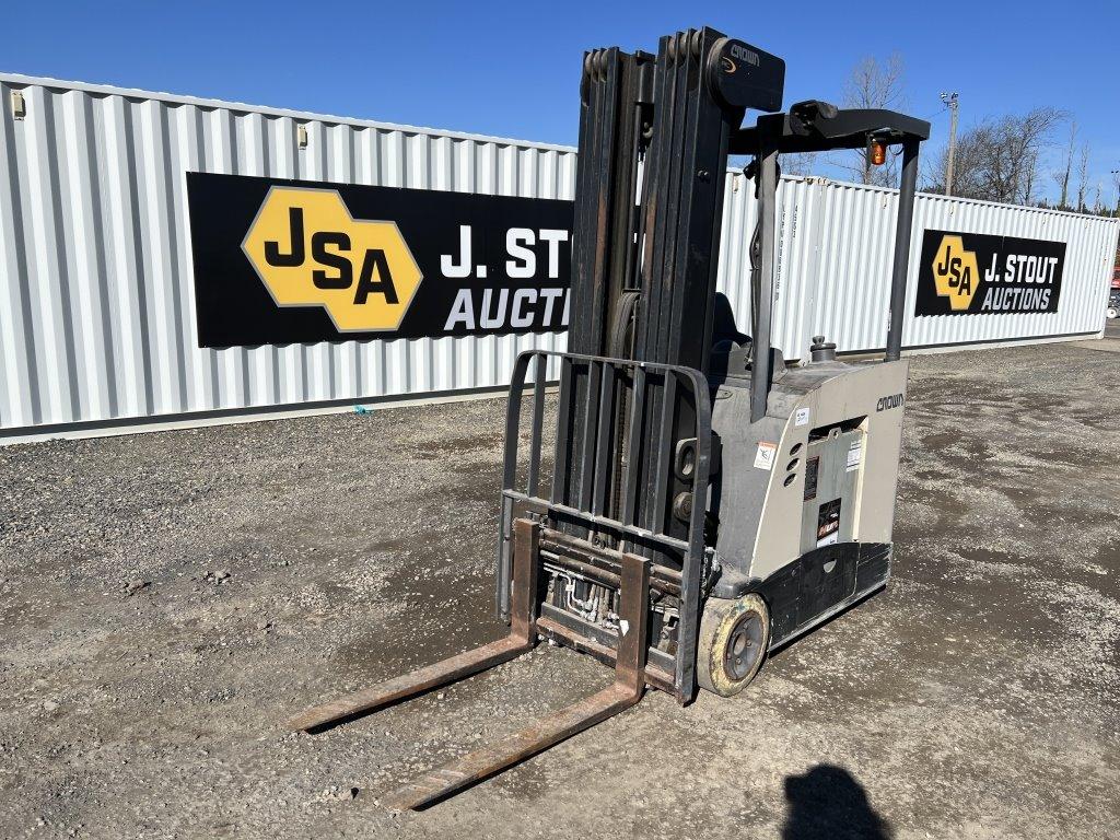 Crown RC5545-40 Forklift