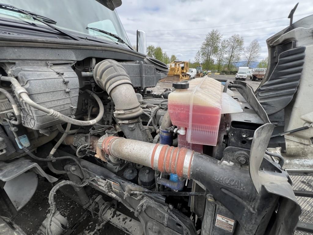 2020 Peterbilt 579 Tri-Axle Truck Tractor
