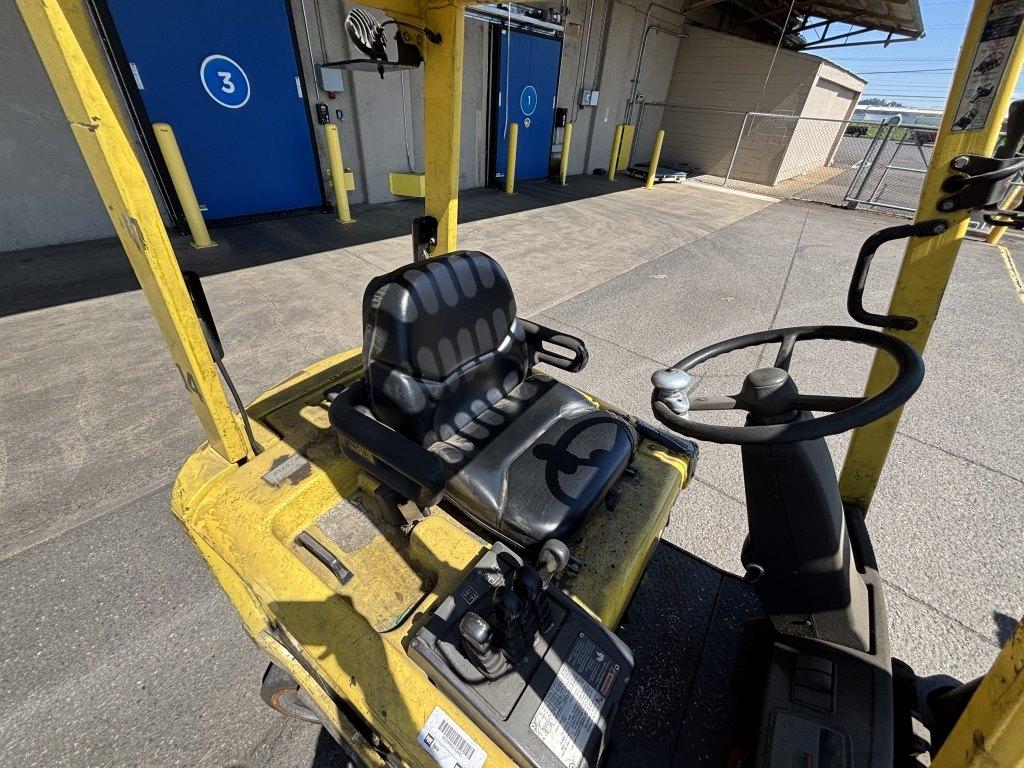Hyster E55Z-33 Forklift