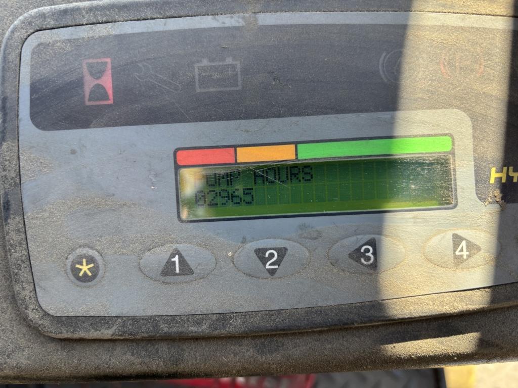 Hyster E55Z-33 Forklift