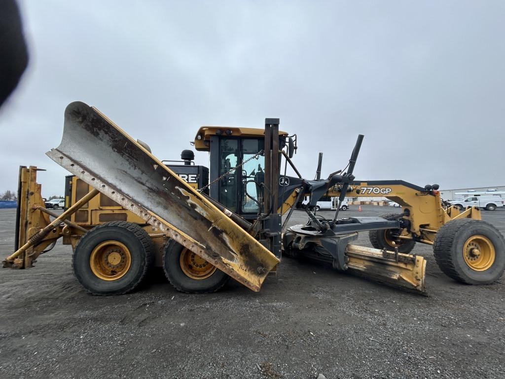 2013 John Deere 770GP 4WD Motor Grader