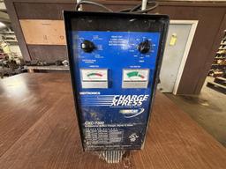 Midtronics CXC-7300 Battery Charger