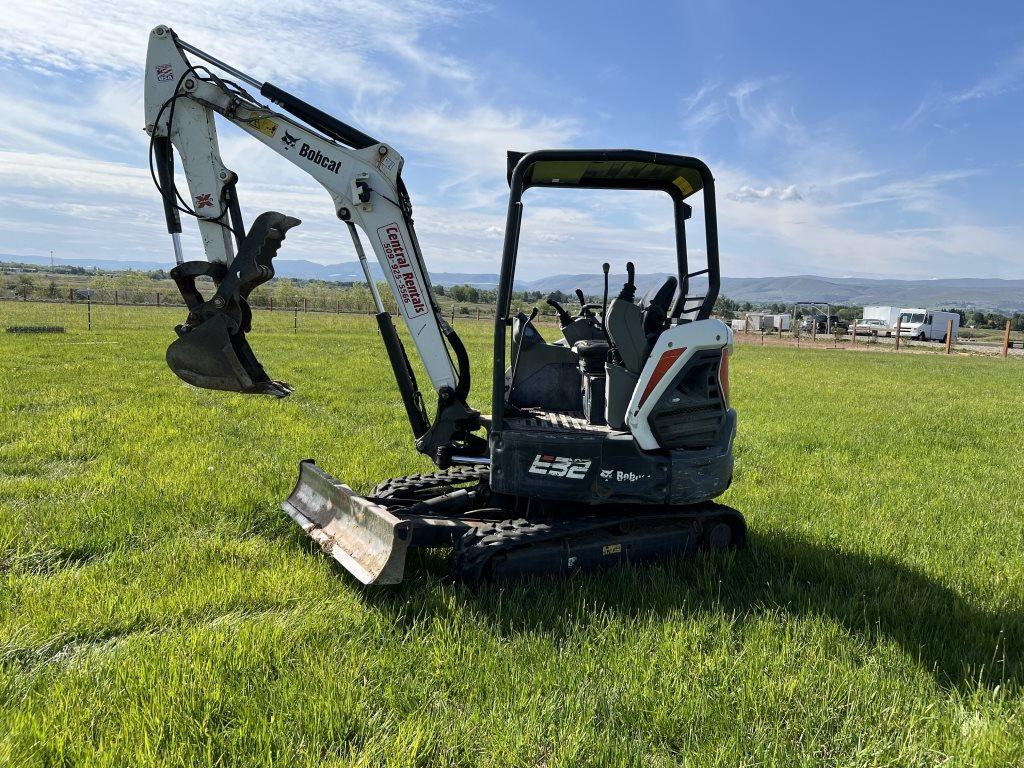 2017 Bobcat E32i Mini Hydraulic Excavator