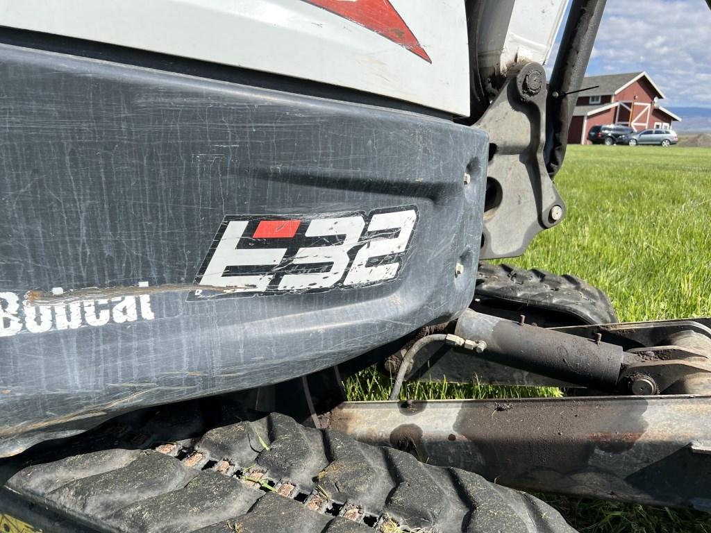 2017 Bobcat E32i Mini Hydraulic Excavator