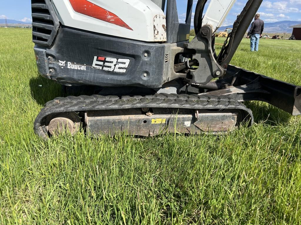 2017 Bobcat E32i Mini Hydraulic Excavator