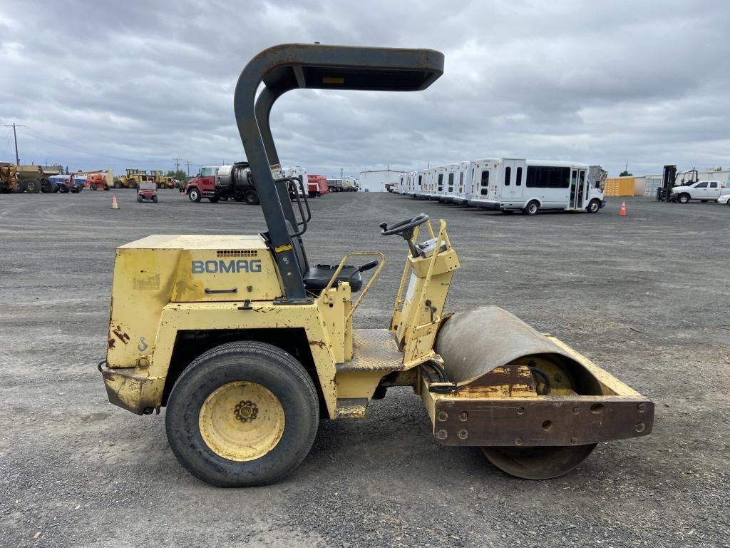 Bomag BW124 D Single Drum Roller