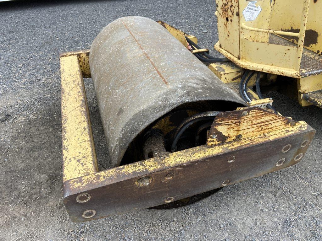 Bomag BW124 D Single Drum Roller
