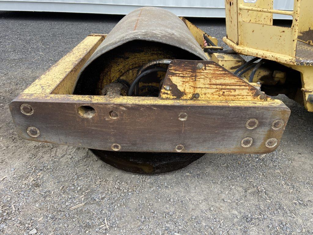Bomag BW124 D Single Drum Roller