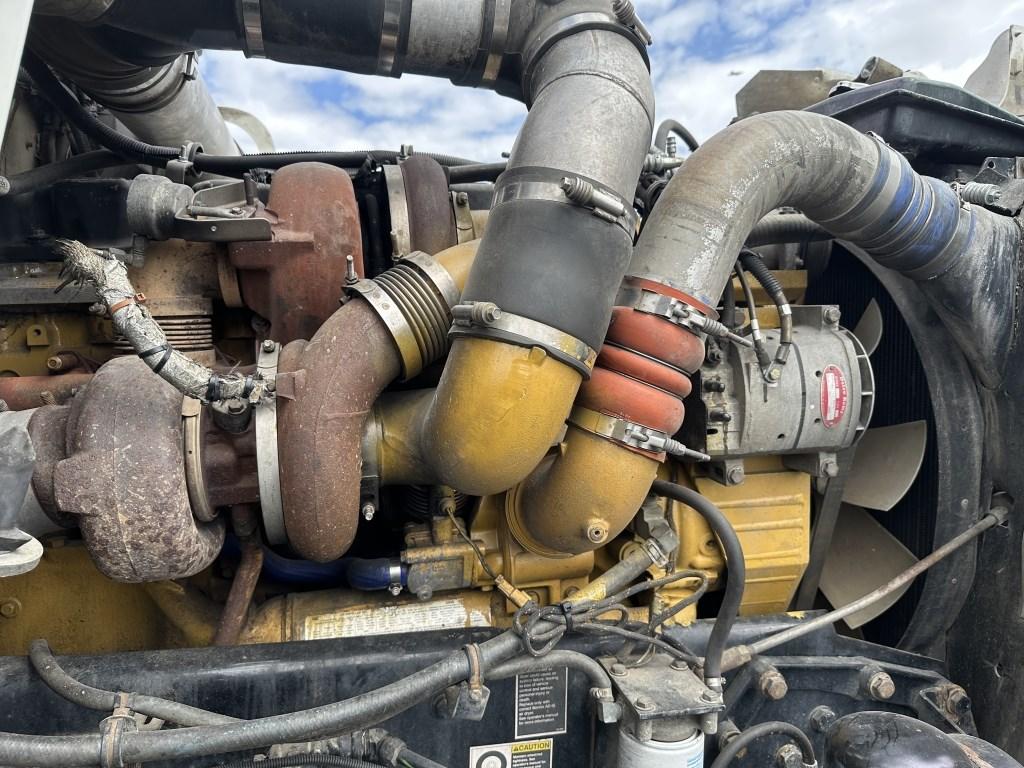 2007 Kenworth T800 Tri-Axle Truck Tractor
