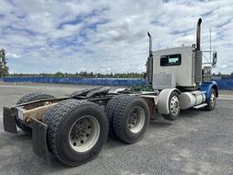 2007 Kenworth T800 Tri-Axle Truck Tractor