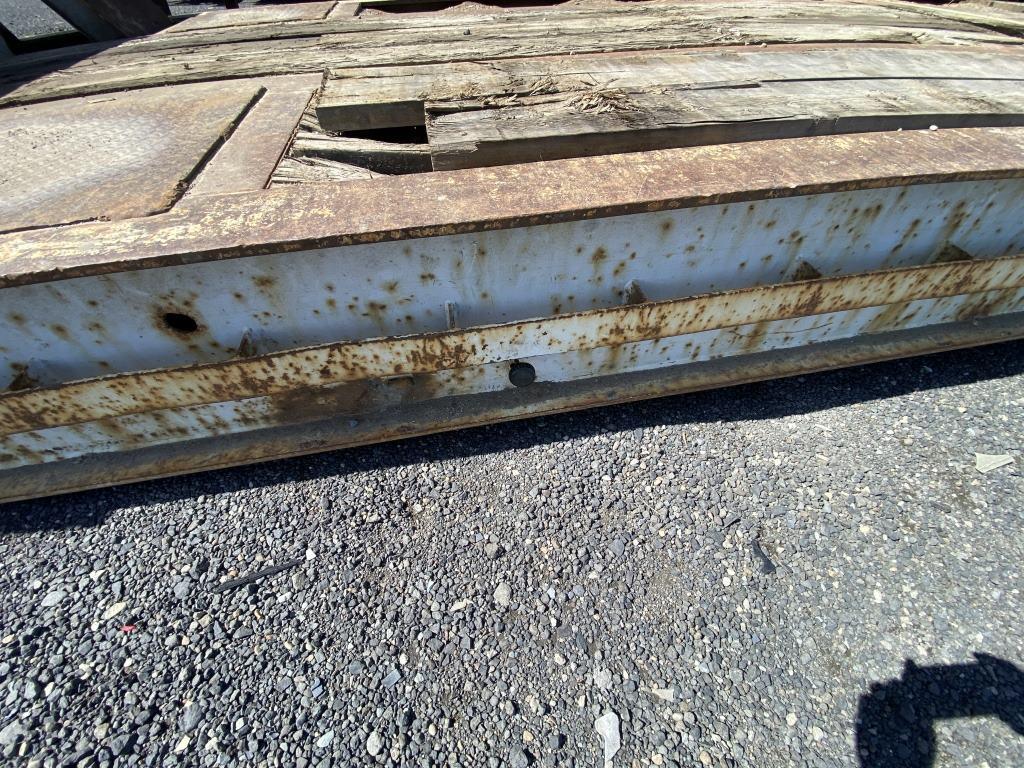 1991 Trail King Tri-Axle 48' Lowboy Trailer