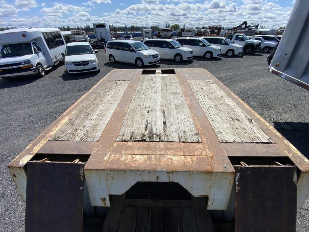 1991 Trail King Tri-Axle 48' Lowboy Trailer