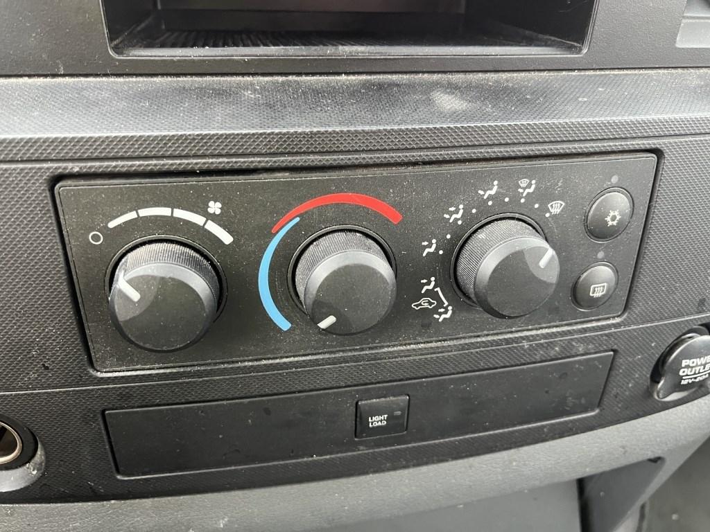 2008 Dodge Ram 2500 Crew Cab Pickup