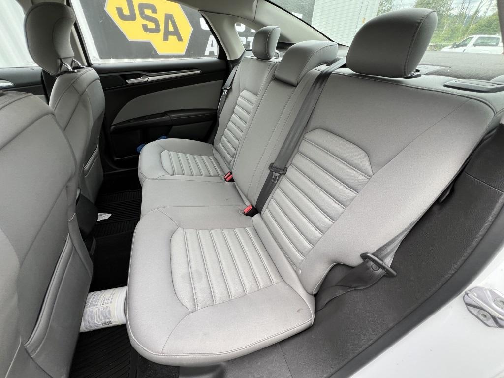2014 Ford Fusion Hybrid Sedan