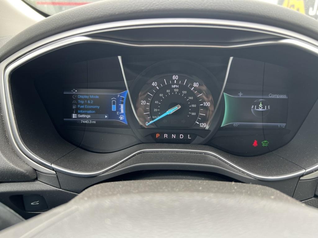 2014 Ford Fusion Hybrid Sedan