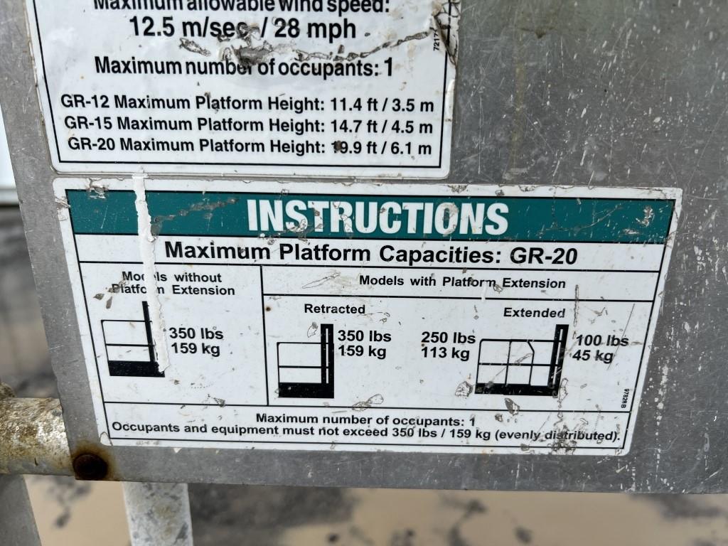2012 Genie GR-20 Vertical Mast Lift