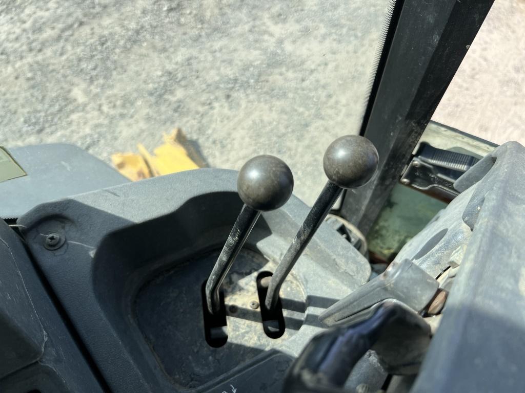 2007 John Deere 410J Loader Backhoe