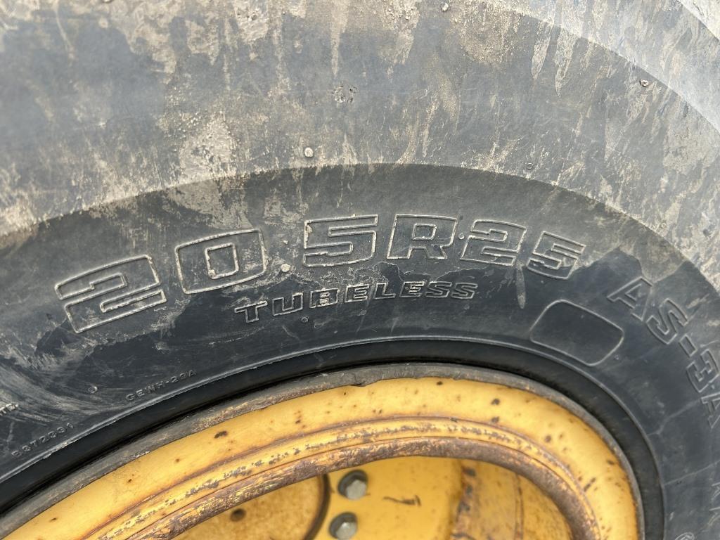 1998 John Deere 624H Wheel Loader