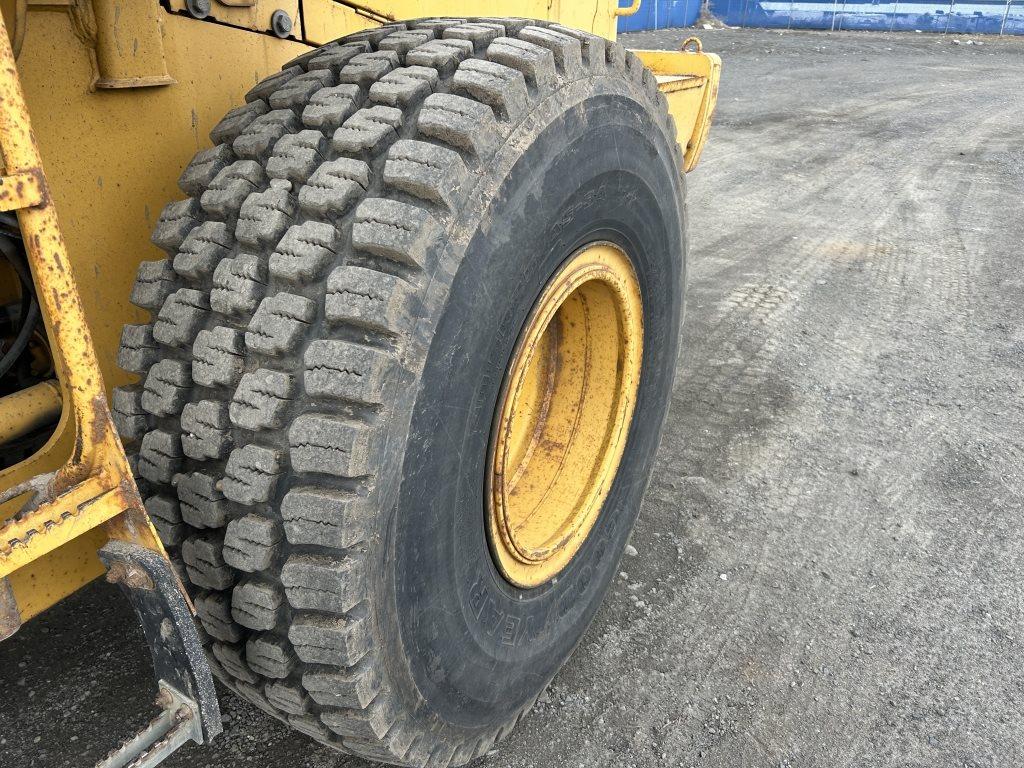 1998 John Deere 624H Wheel Loader