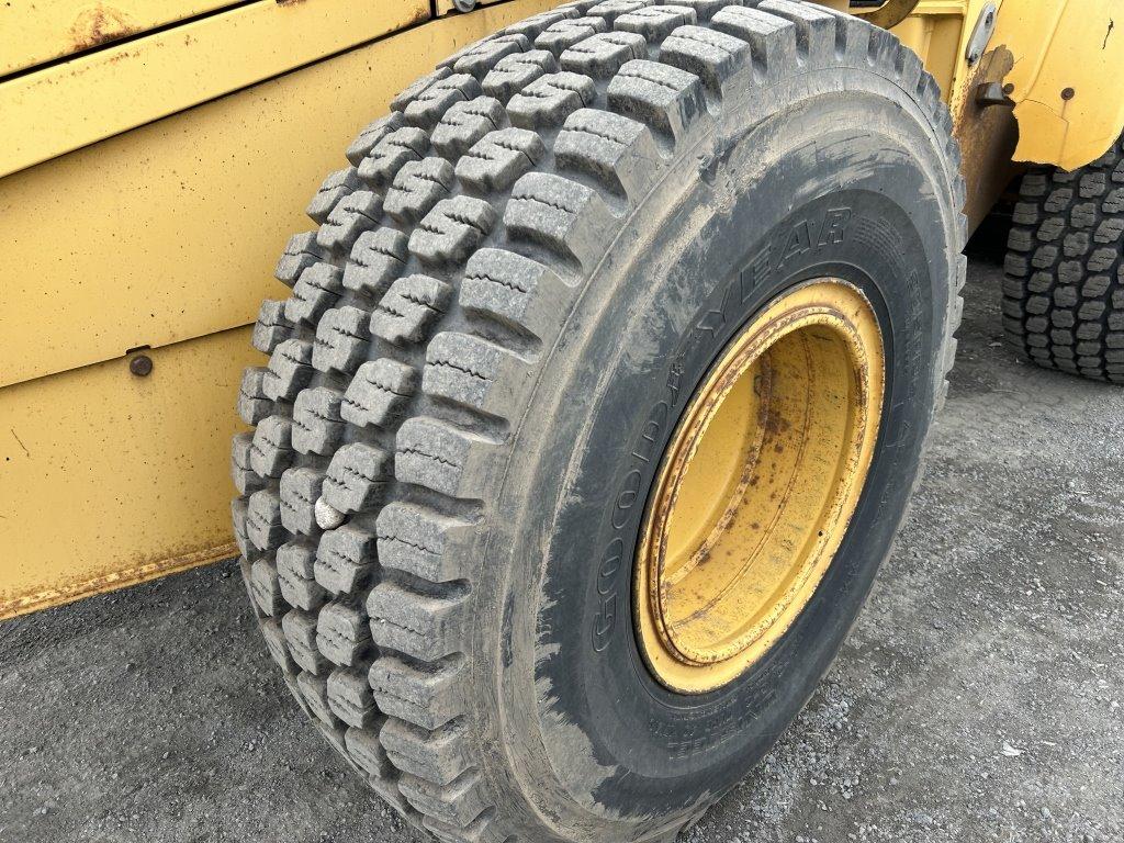 1998 John Deere 624H Wheel Loader