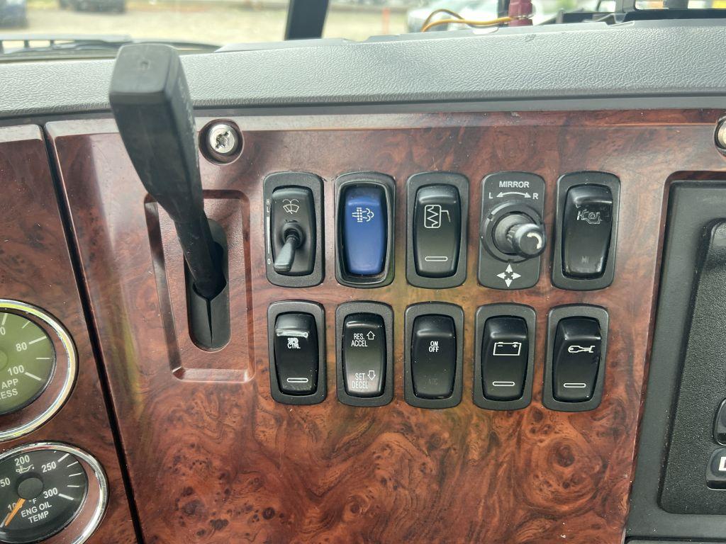 2013 Mack CXU613 Tri-Axle Truck Tractor