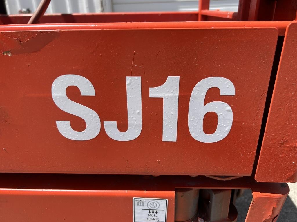 2020 Skyjack SJ16 Vertical Mast Lift