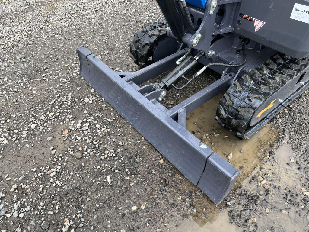 2025 CFG DM20 Mini Hydraulic Excavator