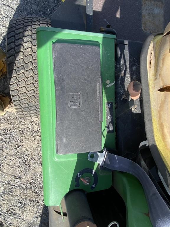 John Deere F1145 Front Mower