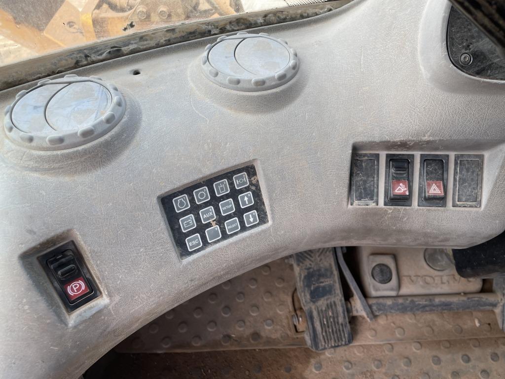 2006 Volvo L90E Wheel Loader