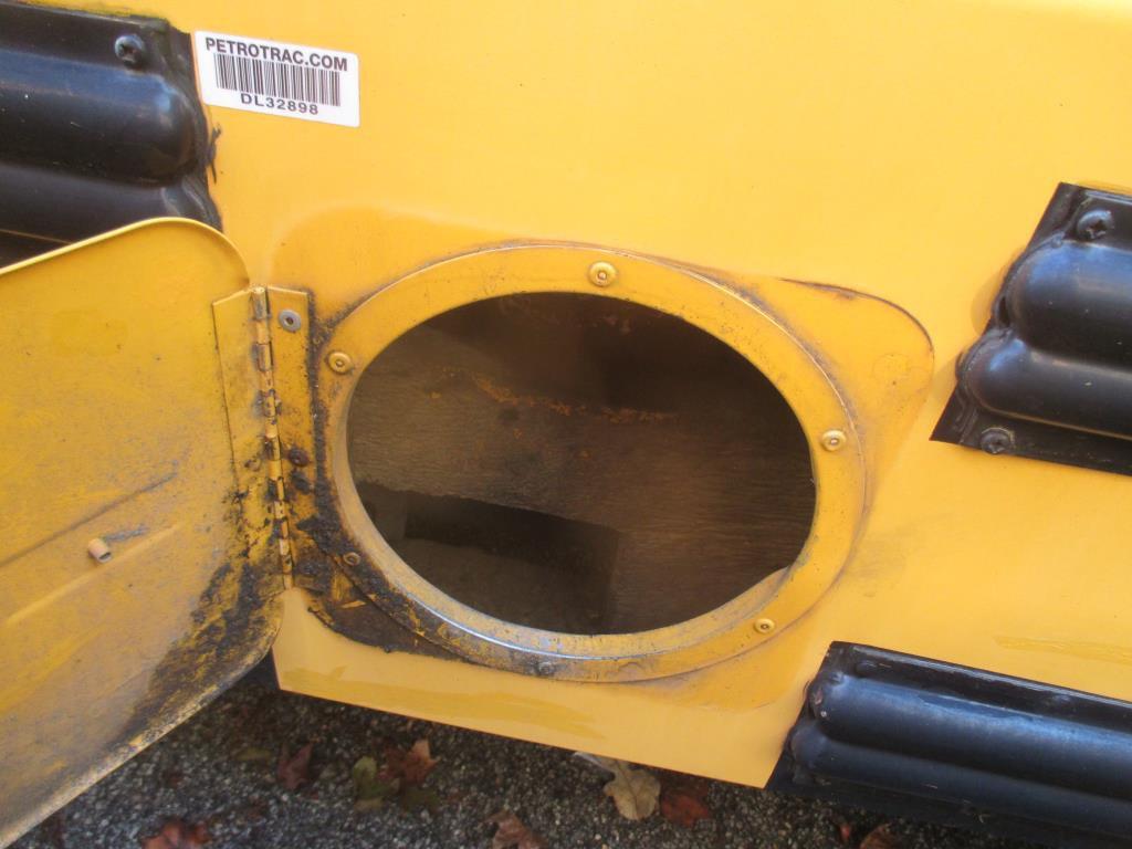 1997 Thomas Built School Bus, International T444
