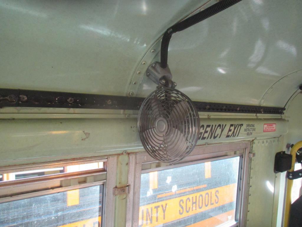 1997 Thomas Built School Bus, International T444