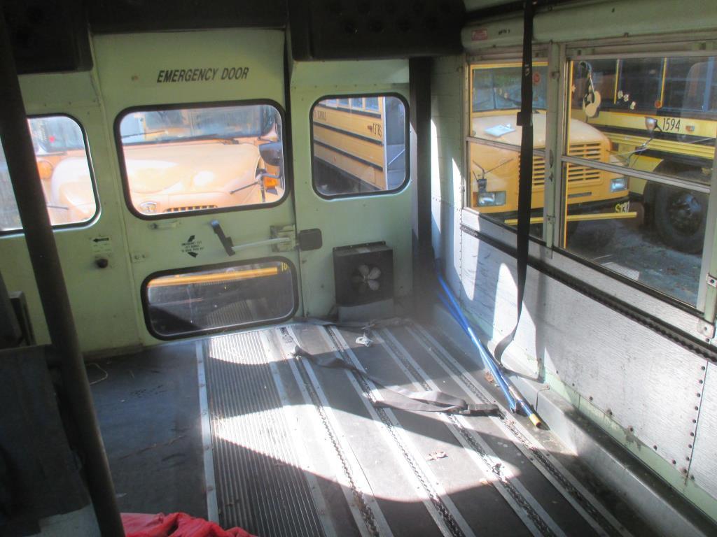 1997 Thomas Built School Bus, International T444