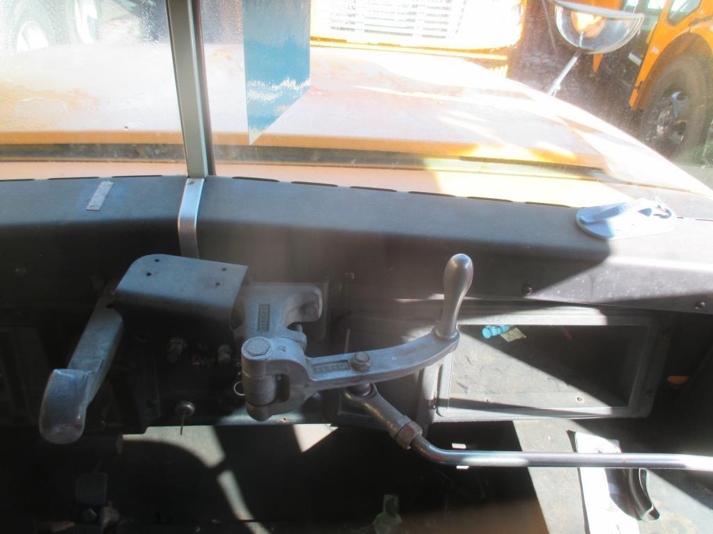 1997 Thomas Built School Bus, International T444
