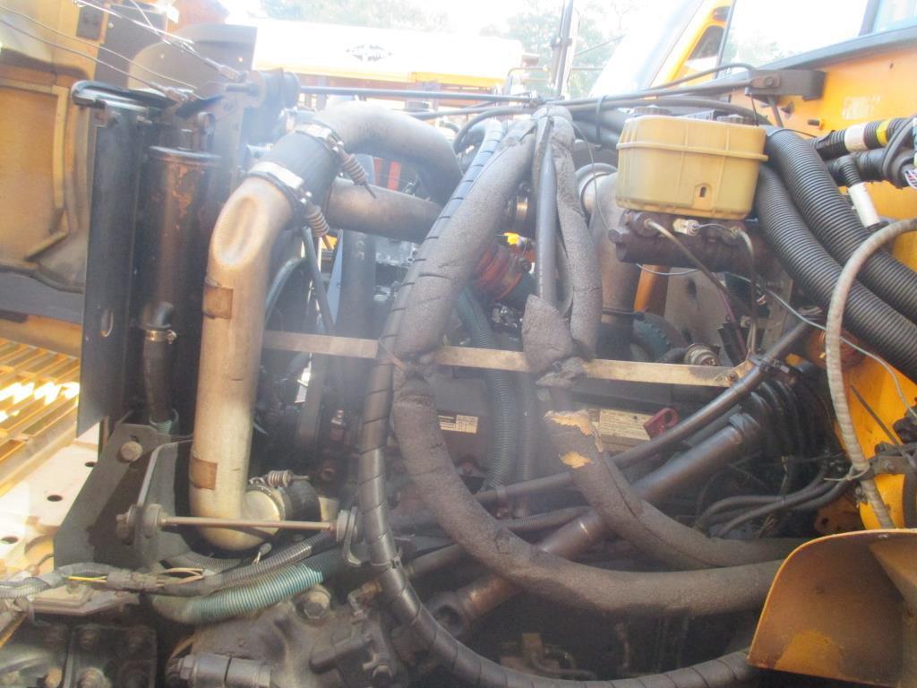 1997 Thomas Built School Bus, International T444