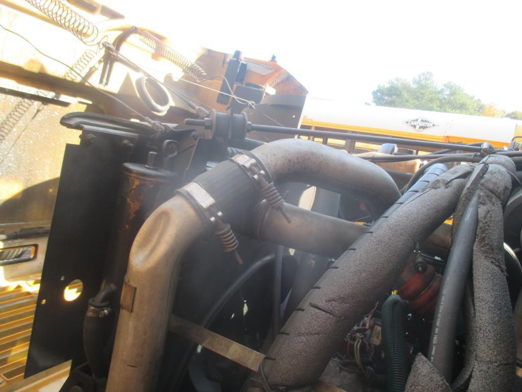 1997 Thomas Built School Bus, International T444