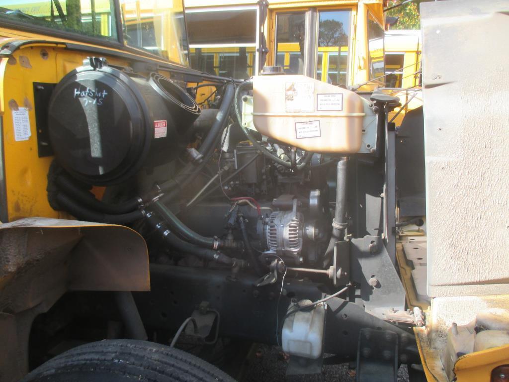 1997 Thomas Built School Bus, International T444