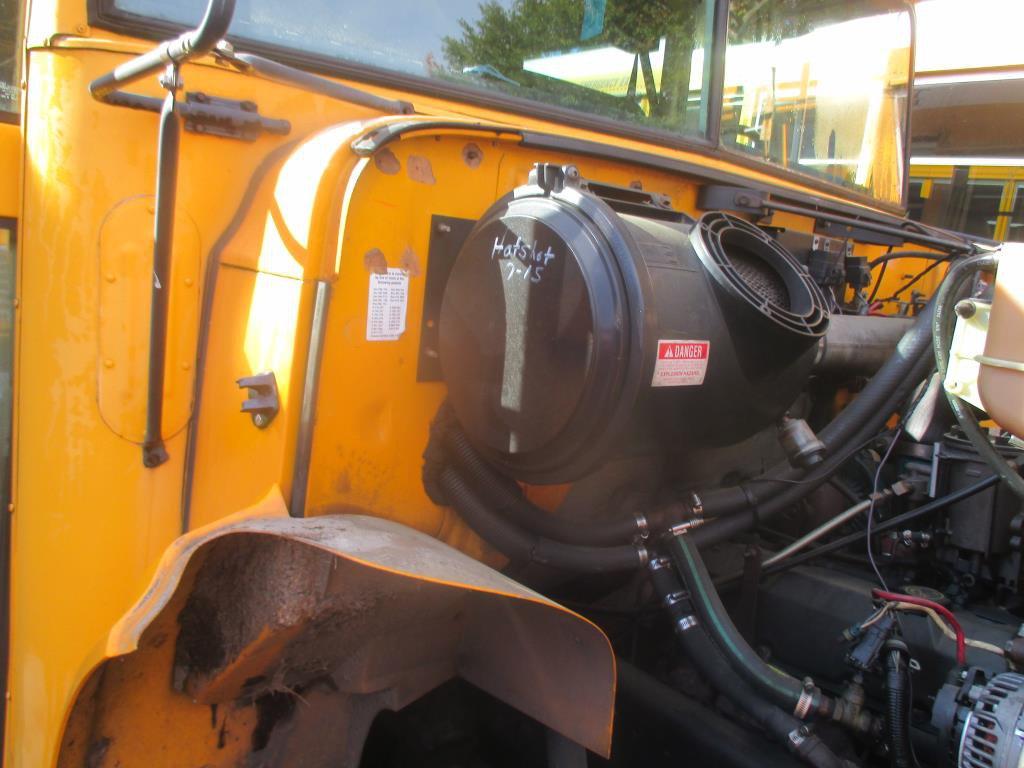 1997 Thomas Built School Bus, International T444
