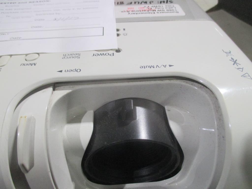 Epson EMP S5 LCD Projector