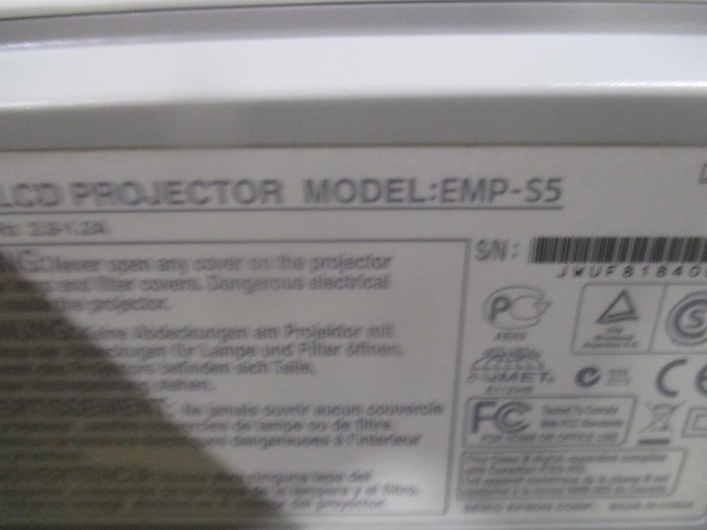 Epson EMP S5 LCD Projector