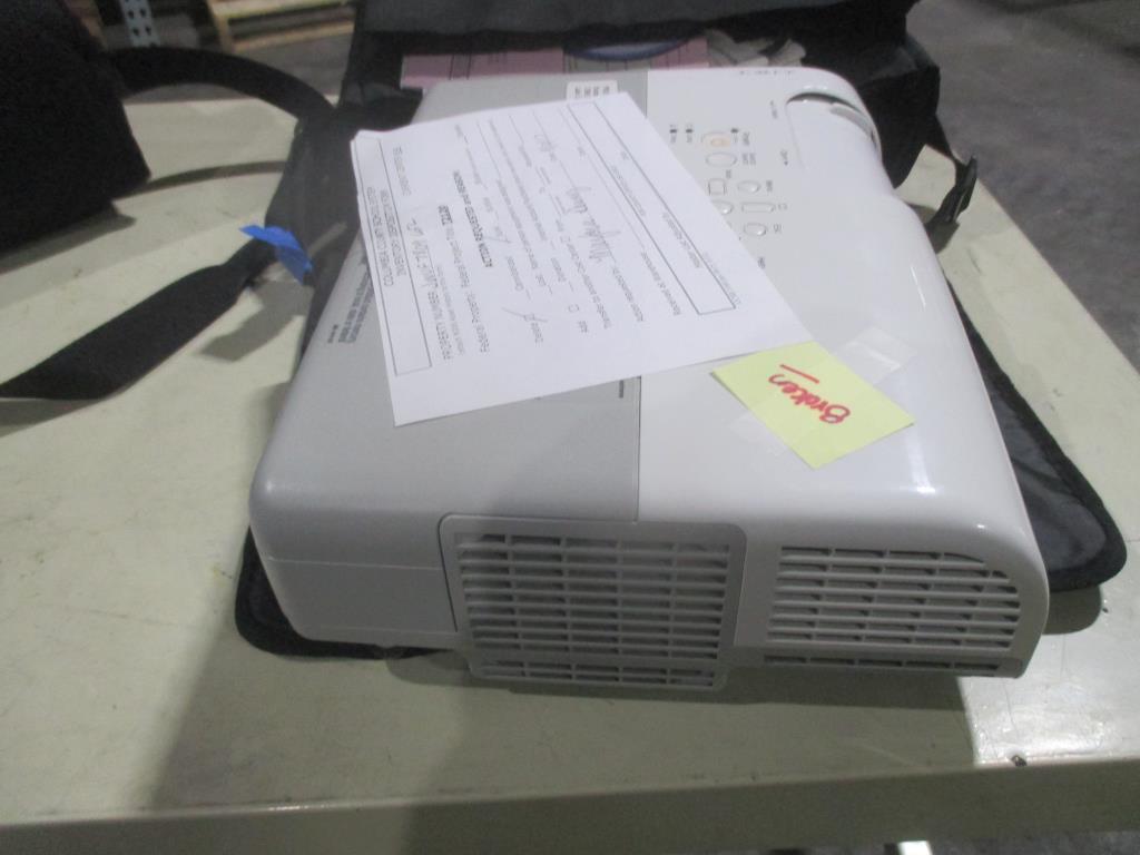 Epson EMP S5 LCD Projector